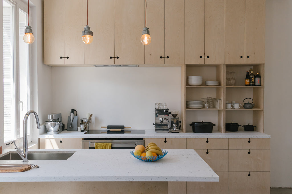 Une cuisine industrielle / scandinave en bouleau de Finlande